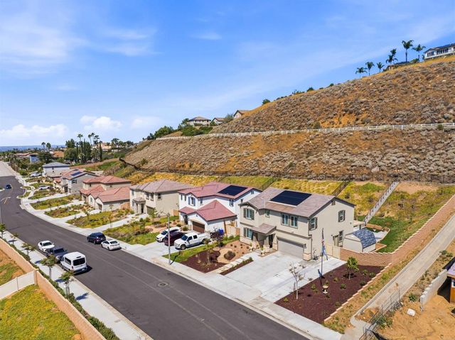 30012 Cabo Del Oeste, Highland, CA 92346