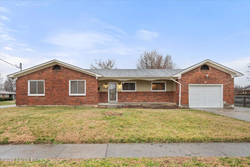 3202 Tara Gale Dr, Louisville, KY 40216