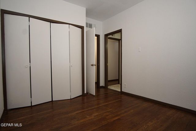 2919 Frankfort Avenue, El Paso, TX 79930