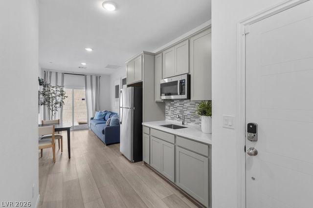 1505 Eliana Crossing Place, Henderson, NV 89002