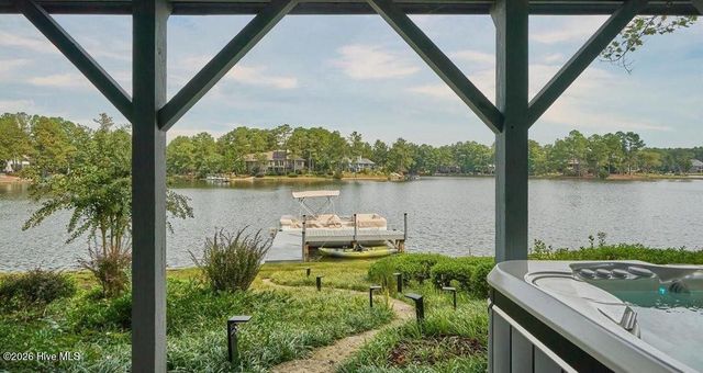 4 Westlake Pointe Drive, Pinehurst, NC 28374