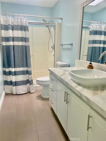 348 22nd Street, Costa Mesa, CA 92627