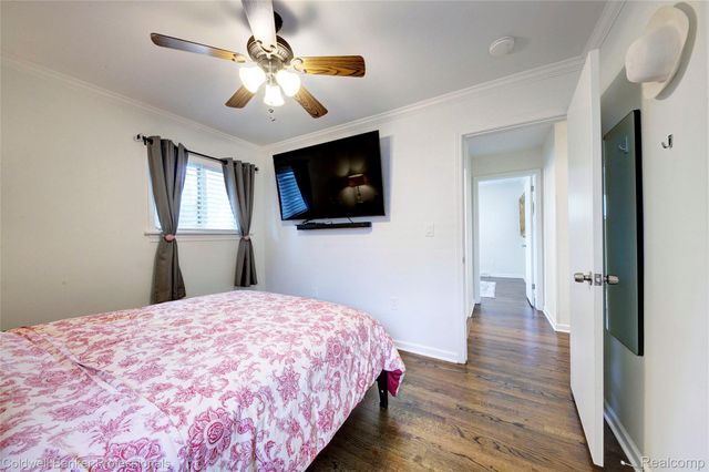 702 Woodlawn Avenue, Royal Oak, MI 48073