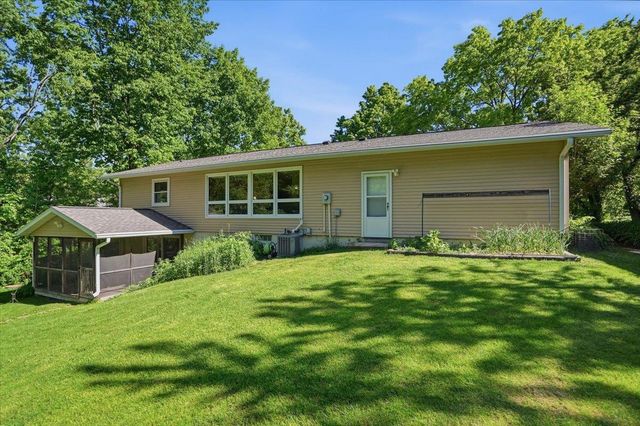 5101 Retana Drive, Madison, WI 53714