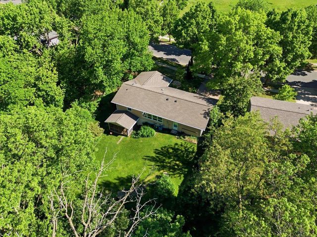 5101 Retana Drive, Madison, WI 53714