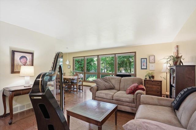 5101 Retana Drive, Madison, WI 53714
