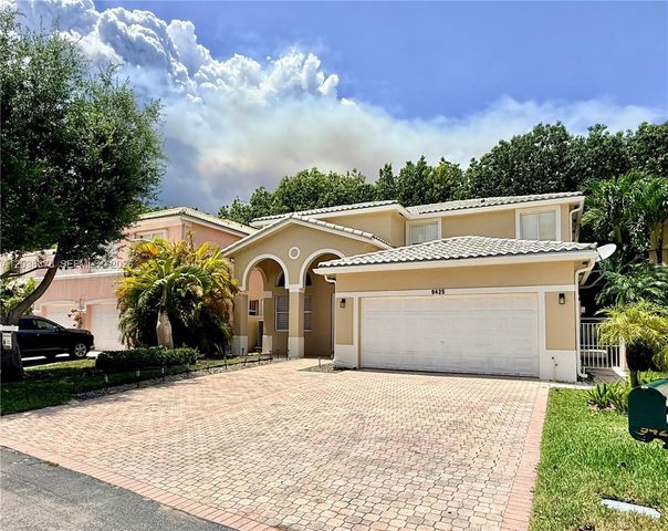 9425 NW 47th Terrace, Doral, FL 33178