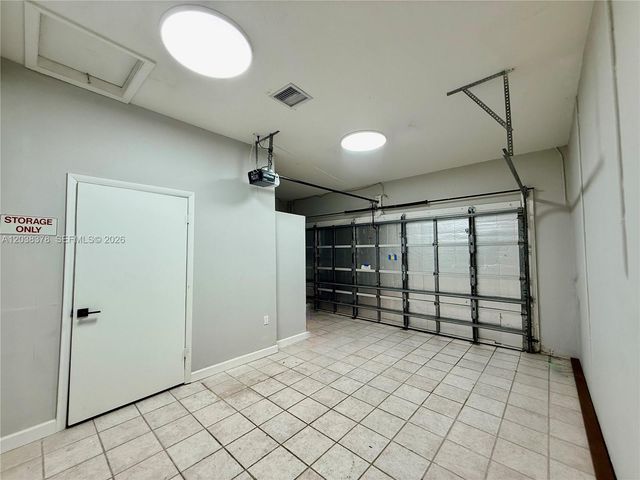 9425 NW 47th Terrace, Doral, FL 33178