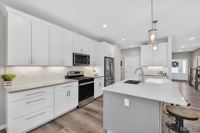 2425 Windswept Farms Drive, Eureka, MO 63025