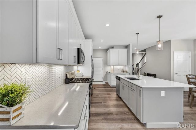 2425 Windswept Farms Drive, Eureka, MO 63025