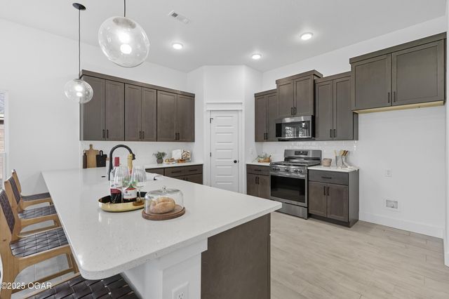 304 Belgian Blue Boulevard, Carl Junction, MO 64834