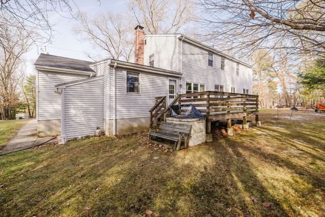 36 Indian Run Rd, Bellingham, MA 02019