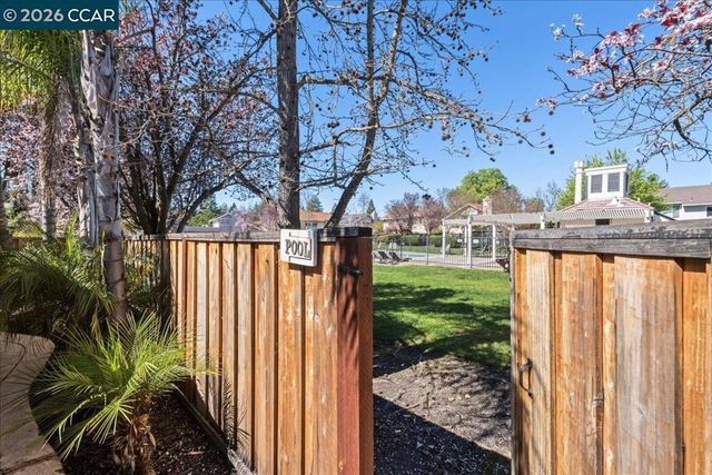 10005 10005 Foxboro Cir, San Ramon, CA 94583