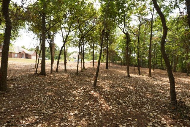 SE 97th Place, Newalla, OK 74857