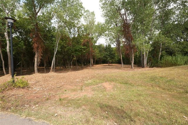 SE 97th Place, Newalla, OK 74857