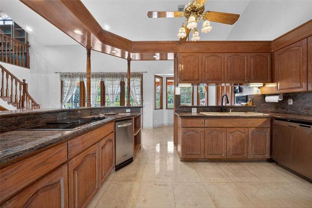 11301 SW 3rd Street, Plantation, FL 33325