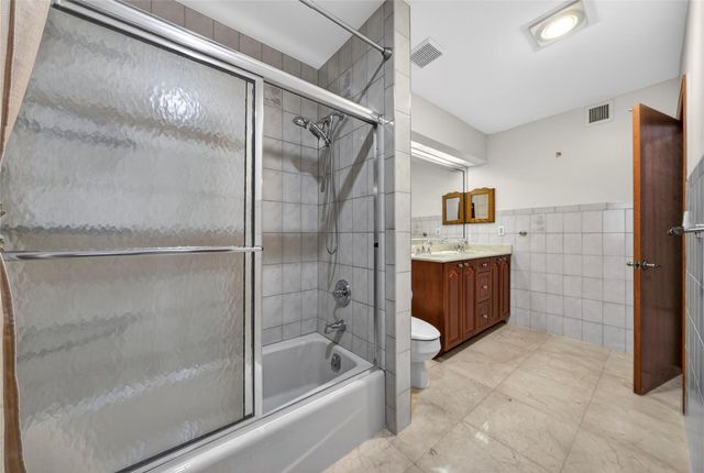 11301 SW 3rd Street, Plantation, FL 33325