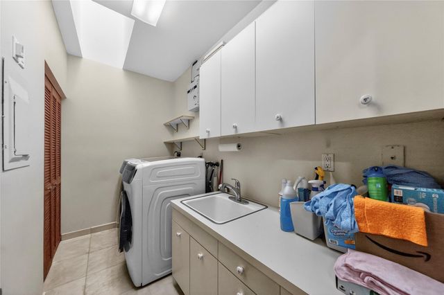 11301 SW 3rd Street, Plantation, FL 33325