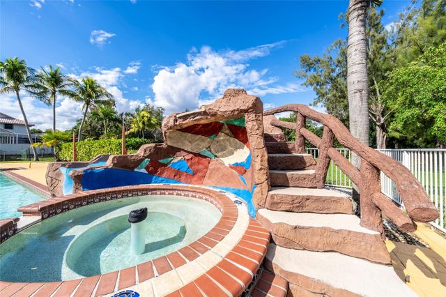 11301 SW 3rd Street, Plantation, FL 33325