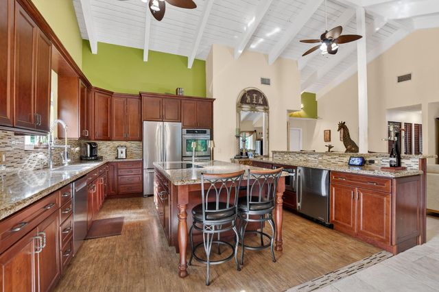 21310 Escondido Way S, Boca Raton, FL 33433