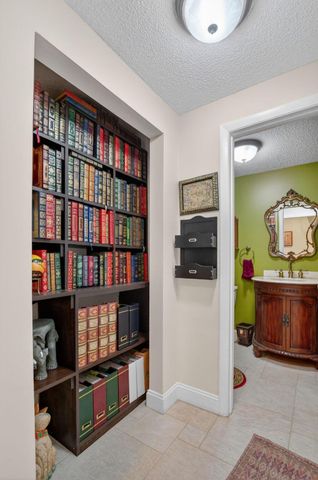 21310 Escondido Way S, Boca Raton, FL 33433