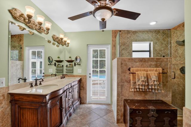 21310 Escondido Way S, Boca Raton, FL 33433