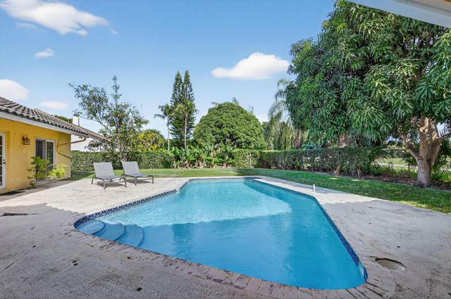 21310 Escondido Way S, Boca Raton, FL 33433