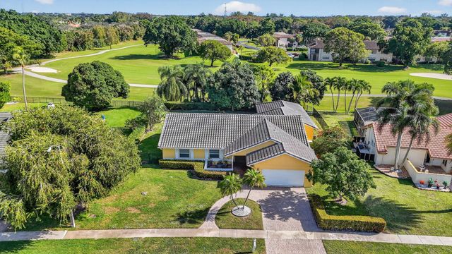 21310 Escondido Way S, Boca Raton, FL 33433