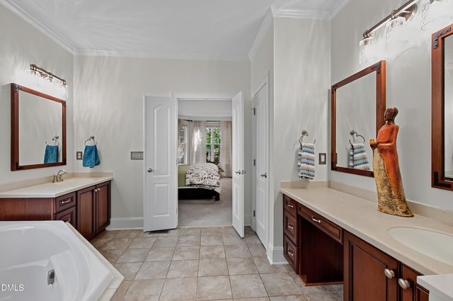 8923 Scotch Castle Drive, Raleigh, NC 27612