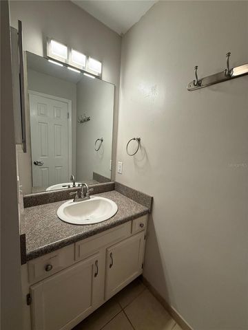 1515 NW 29TH ROAD D2, Gainesville, FL 32605