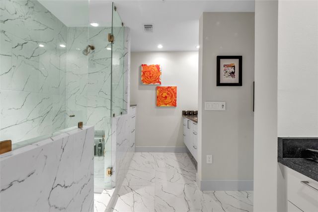 2323 N Houston Street 413, Dallas, TX 75219