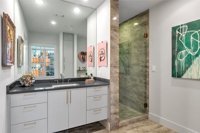 2323 N Houston Street 413, Dallas, TX 75219