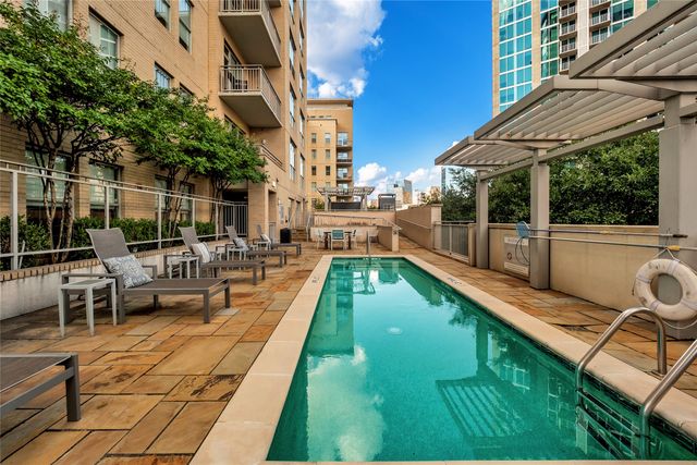 2323 N Houston Street 413, Dallas, TX 75219