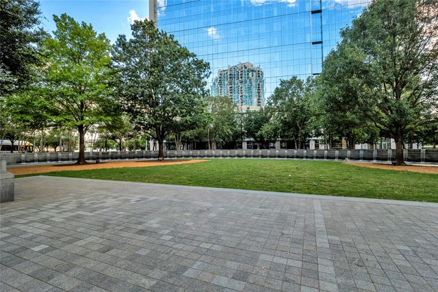 2323 N Houston Street 413, Dallas, TX 75219