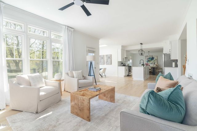 1512 Cooper Falls Lane, Raleigh, NC 27614