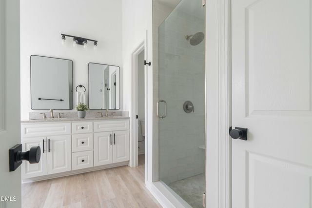 1512 Cooper Falls Lane, Raleigh, NC 27614