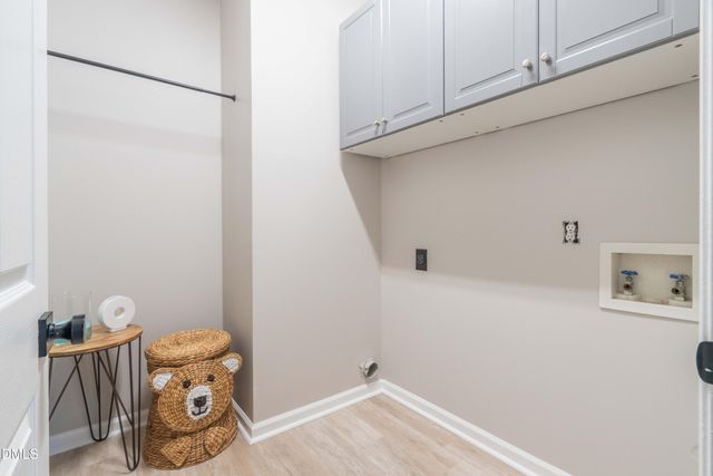 1512 Cooper Falls Lane, Raleigh, NC 27614