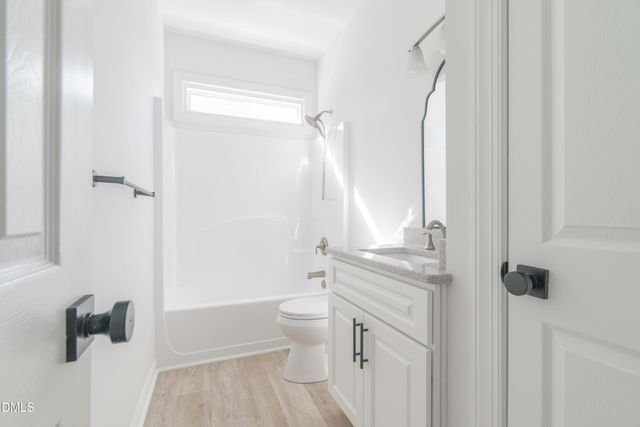 1512 Cooper Falls Lane, Raleigh, NC 27614