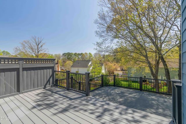 1512 Cooper Falls Lane, Raleigh, NC 27614