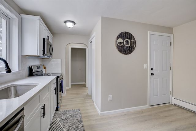 172 Belmont Ave, Springfield, MA 01108