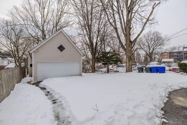 172 Belmont Ave, Springfield, MA 01108