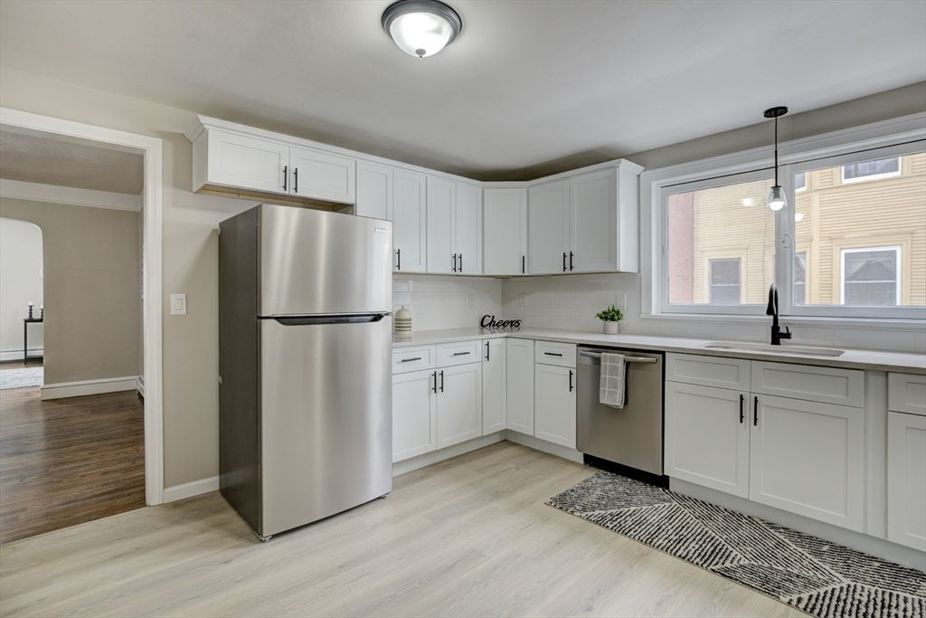 172 Belmont Ave, Springfield, MA 01108