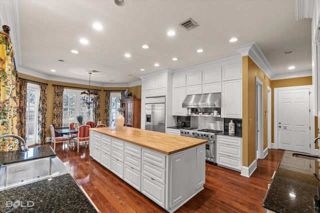 6421 Birnamwood Road, Shreveport, LA 71106