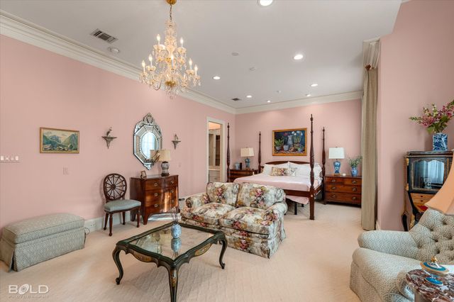 6421 Birnamwood Road, Shreveport, LA 71106