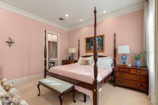 6421 Birnamwood Road, Shreveport, LA 71106