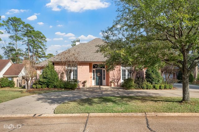 6421 Birnamwood Road, Shreveport, LA 71106