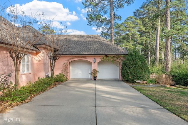 6421 Birnamwood Road, Shreveport, LA 71106