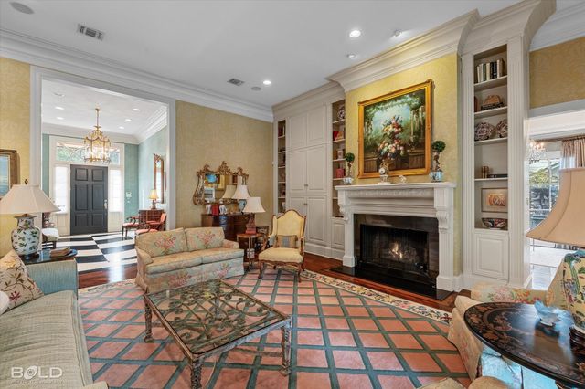 6421 Birnamwood Road, Shreveport, LA 71106