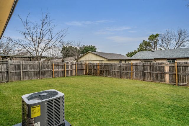 6403 Redwood Lane, Rowlett, TX 75089