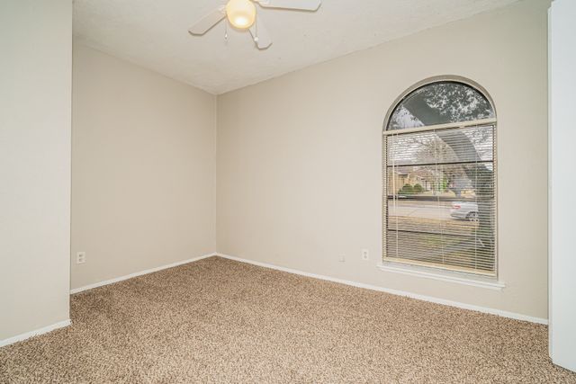 6403 Redwood Lane, Rowlett, TX 75089